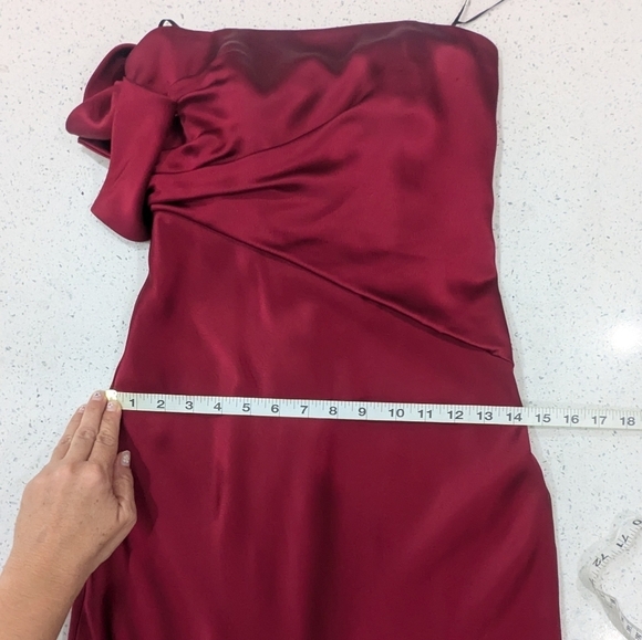 A B S By Allen Schwartz Malbec Satin Gown Strapless Maxi Dress Side Ruched Bow 0 - Picture 7 of 12